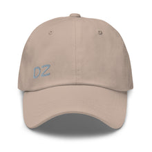 Casquette extensible unisex DZ brodé — vue de face