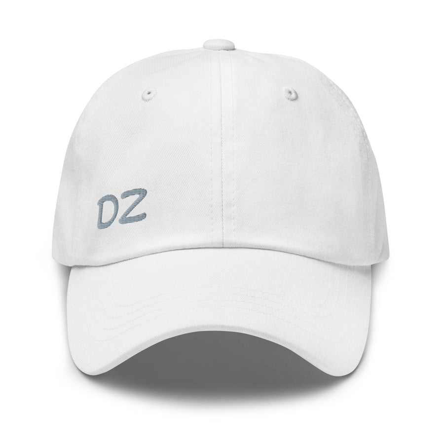 Casquette extensible unisex DZ brodé — Product mockup