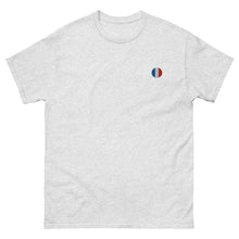 T-shirt classique unisexe drapeau brodé France – Rond gris cendré — vue de face