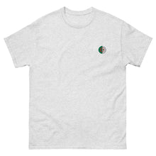 T-shirt classique unisexe drapeau brodé Algérie – Rond gris cendré — vue de face