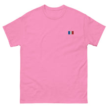 T-shirt classique unisexe drapeau brodé France – Rectangulaire — vue de face