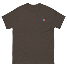 T-shirt classique unisexe drapeau brodé France – Rectangulaire — vue de face