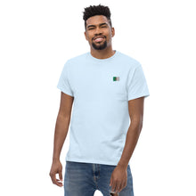 T-shirt classique unisexe drapeau brodé Algérie – Rectangulaire bleu clair — vue de face