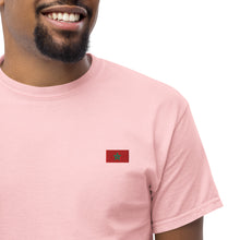 T-shirt classique unisexe drapeau brodé Maroc – Rectangulaire rose clair