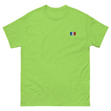 T-shirt classique unisexe drapeau brodé France – Rectangulaire — vue de face