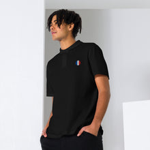Polo piqué unisexe drapeau brodé France – Rond noir — vue de face
